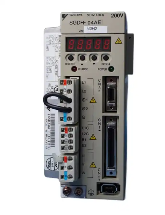 Yaskawa-SGDH04AE-Serwonapęd