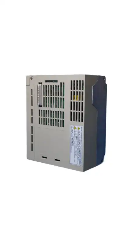 Yaskawa-SGDH04AE-Serwonapęd-3