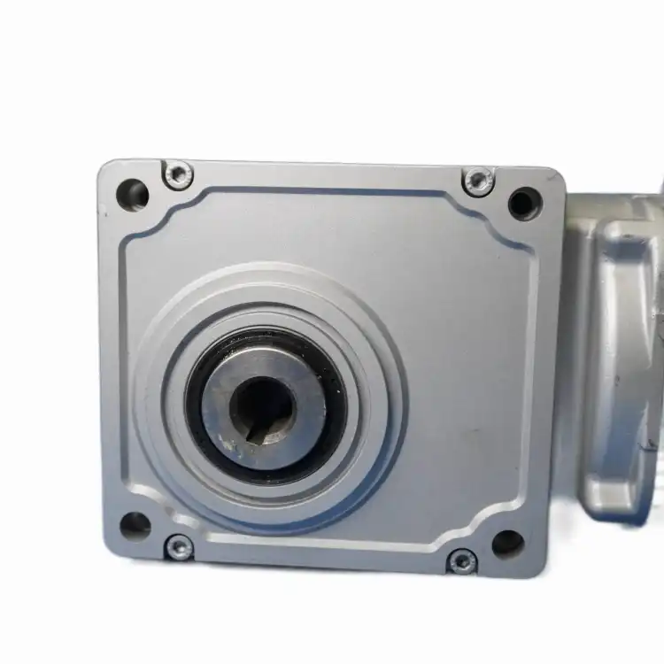 Mitsubishi-GMSHYMRH-Silnik-4