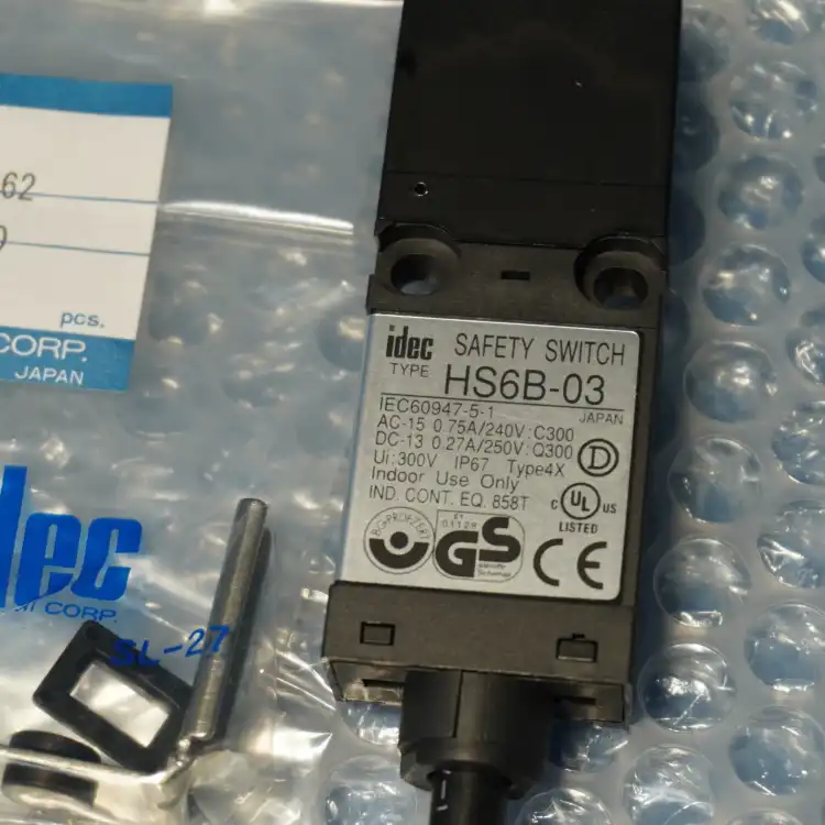 IDEC-HS6B03B01-HS6B03B01-Przełącznik-bezpieczeństwa-2