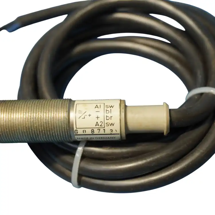 Siemens-Praferenz-3SG3234OAJ33-Przełącznik-zbliżeniowy-2