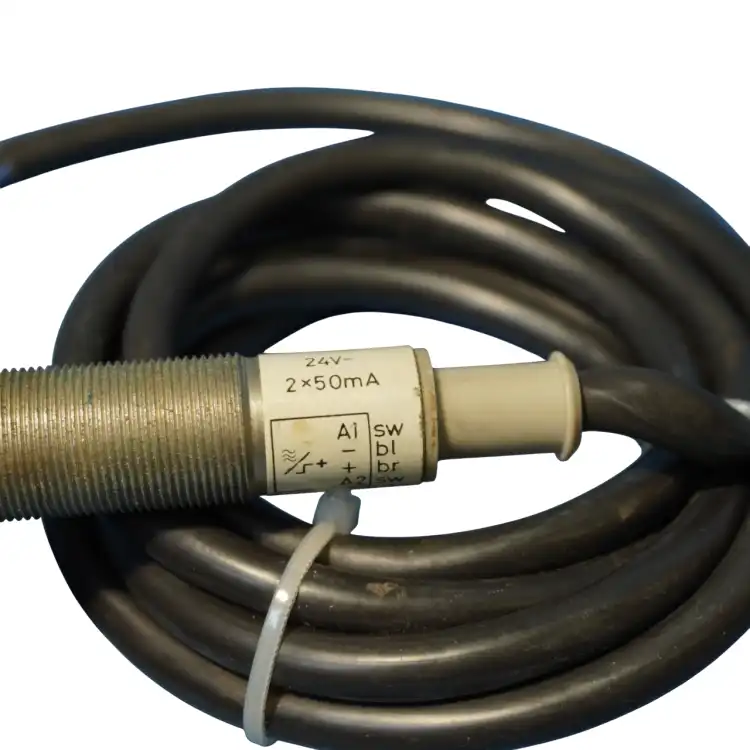 Siemens-Praferenz-3SG3234OAJ33-Przełącznik-zbliżeniowy-4