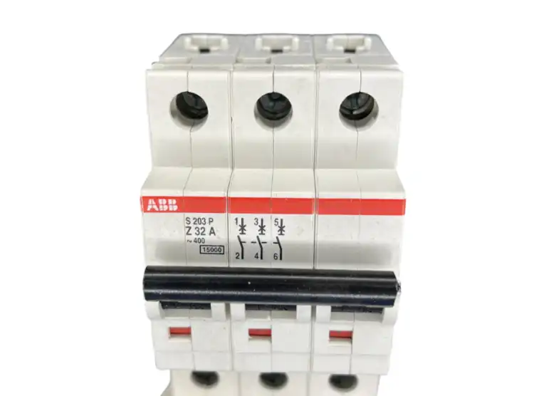 ABB-S203PZ32-2CDS283001R0538-2CD-S283-001R0538-Wyłącznik-2