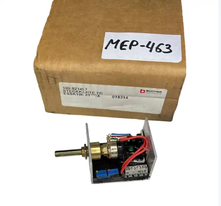 BUCHER-ESSK10681-X-018314-100.021497-Kompaktowy-wzmacniacz