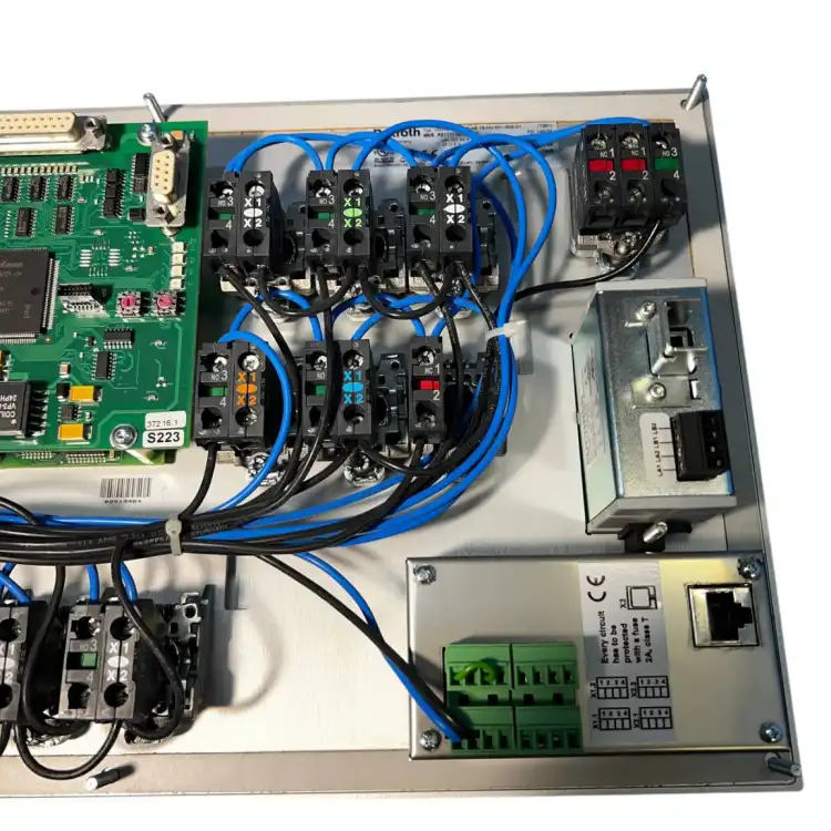 Rexroth-VAM42.1PBNFABTBNNEK1608D1-R911171656-Panel-operatorski-4
