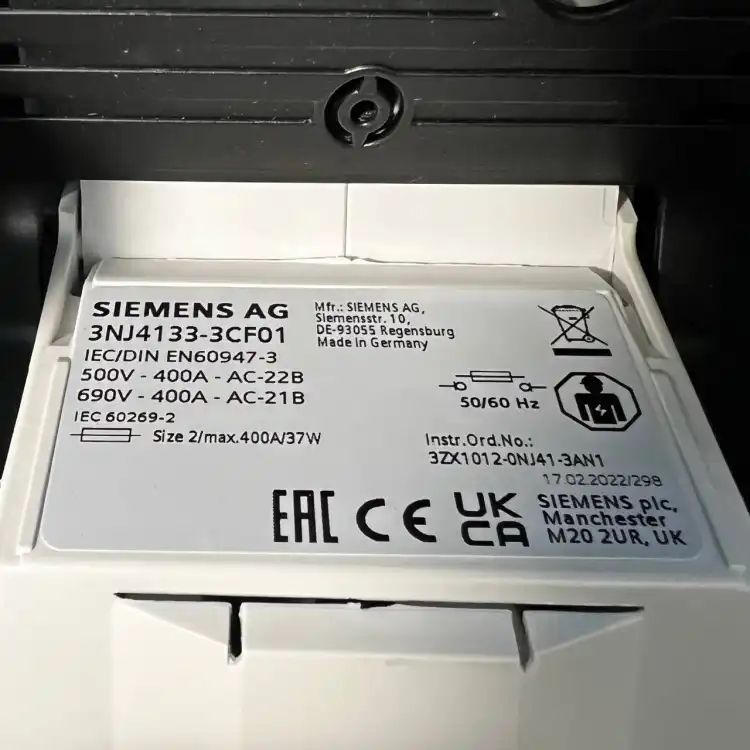 Siemens-3NJ41333CF01-Rozłącznik-bezpiecznikowy-4