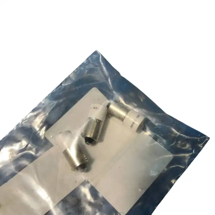 EAO-102513.1149-Żarówka-sygnalizacyjna-LED-Biały-28V-(3-szt)-3