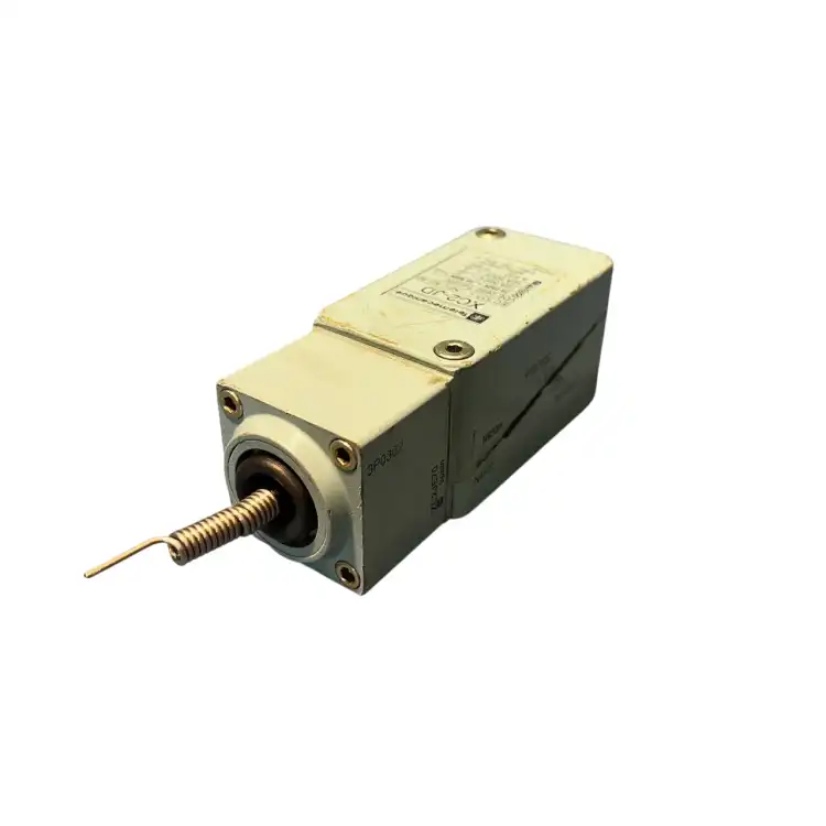 Telemecanique-XC2JD-ZC2JE70-Wyłącznik-Krańcowy-z-Głównicą-7