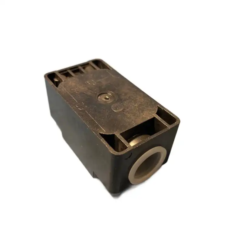 Telemecanique-XCKS-Wyłącznik-krańcowy-8