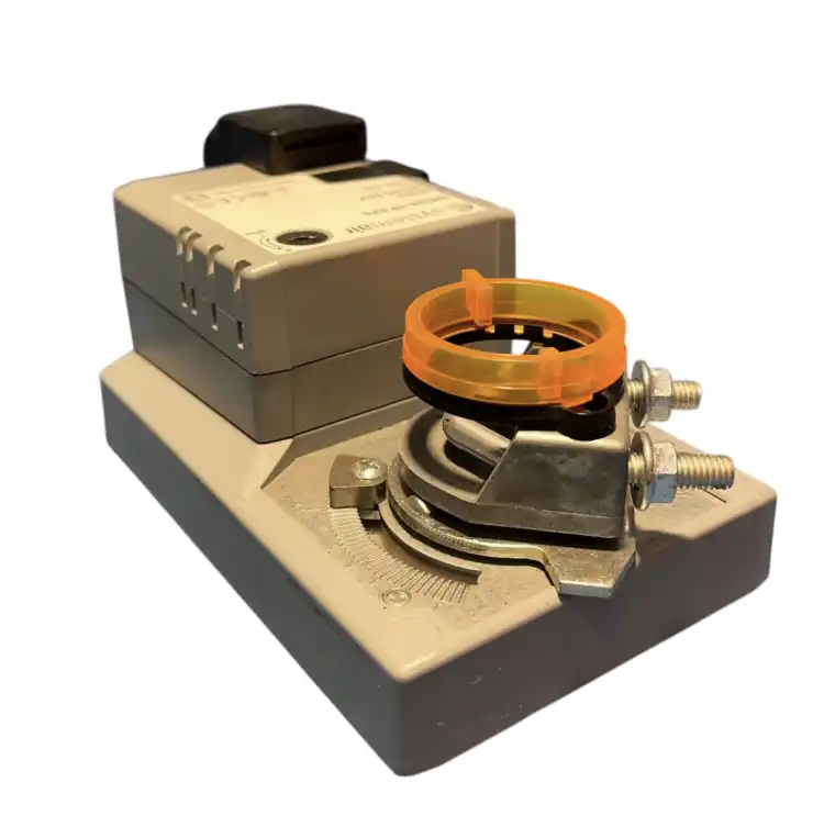 Systemair-SM24ATP-SYS-Siłownik-przepustnicy-20-Nm-AC-DC-24V-3