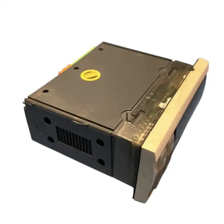 Carel-IR33B7LR20-Regulator-temperatury-6
