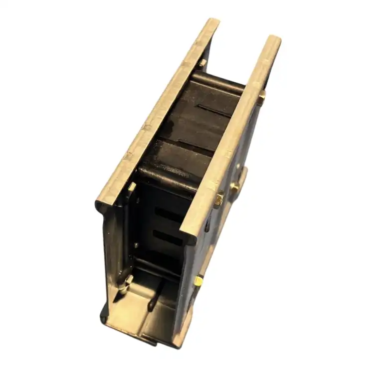 Telemecanique-KSB-25YA4-KSB25YA4-Blok-złącza-szynowego-250A-3P+PE-5