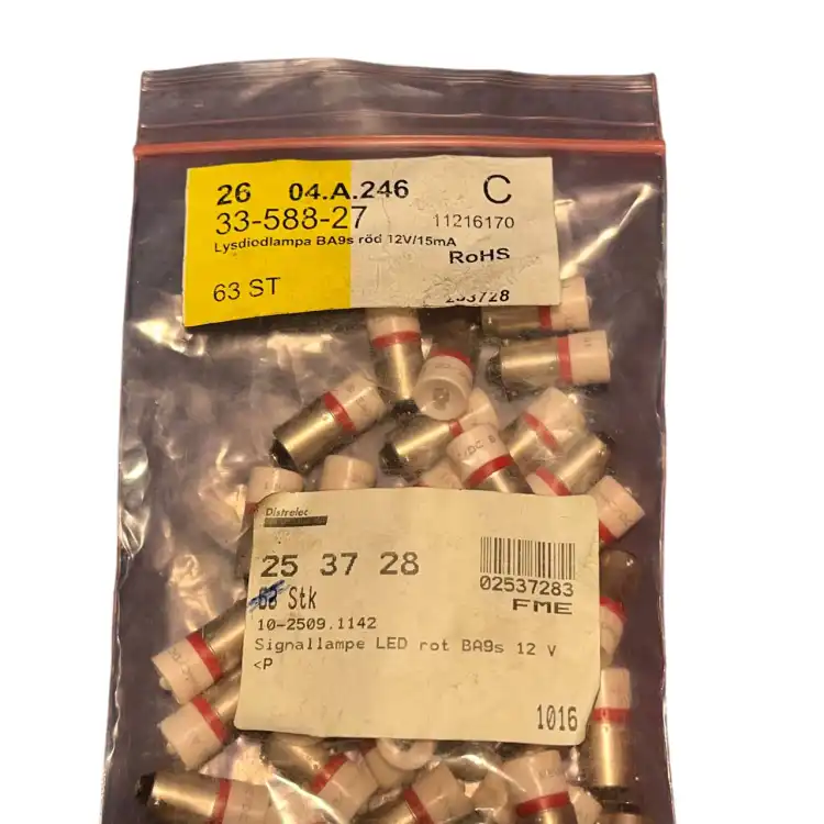 EAO-102509.1142-1025091142-Czerwona-lampka-LED-12-VAC-DC-(39szt)-–-Nowy-2