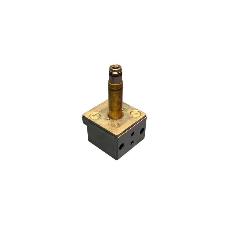 Pneumaticunion-4372102-372-Zawór-z-wtyczką-4