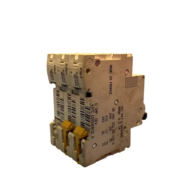 Merlin-Gerin-Multi-9-C60N-C10-3P-Wyłącznik-nadprądowy-5