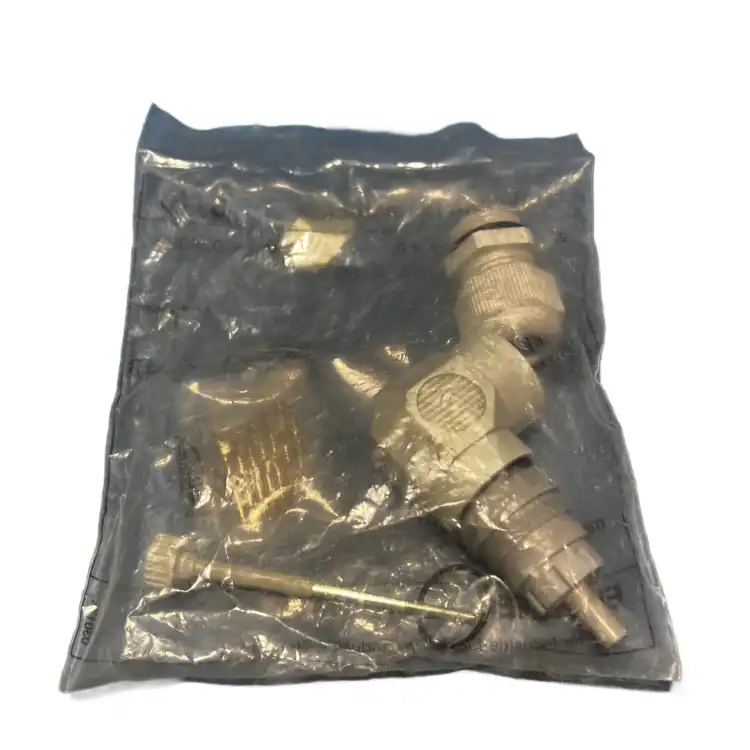 Euchner-SR-6-WF-Pg-11-R-024999-Wtyczka-z-tulejką-kątową-2