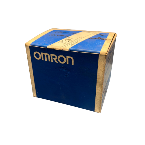 OMRON-61FGP-Przekaźnik-poziomu-240-VAC-50-60Hz