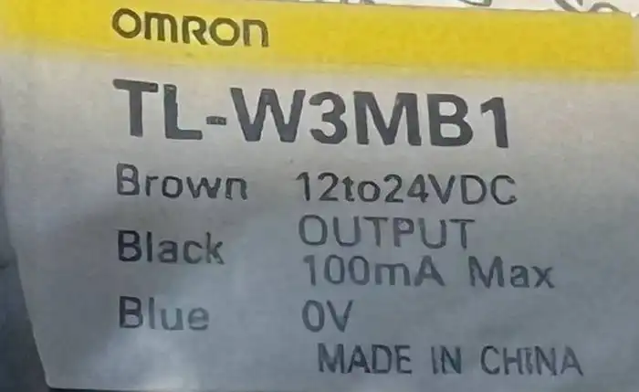 OMRON-TLW3MB1-Czujnik-indukcyjny-1224-VDC-2m-3