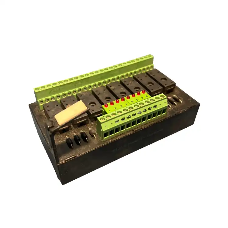 MURR-ELEKTRONIK-53011-8krotny-moduł-gniazda-3