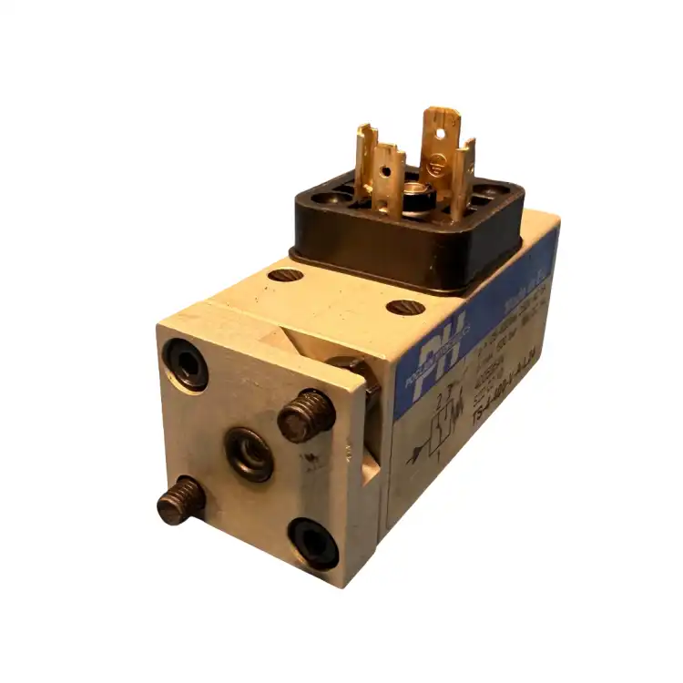 Poclain-Hydraulics-TS4400VAL24-4005954V-Przełącznik-ciśnienia-4