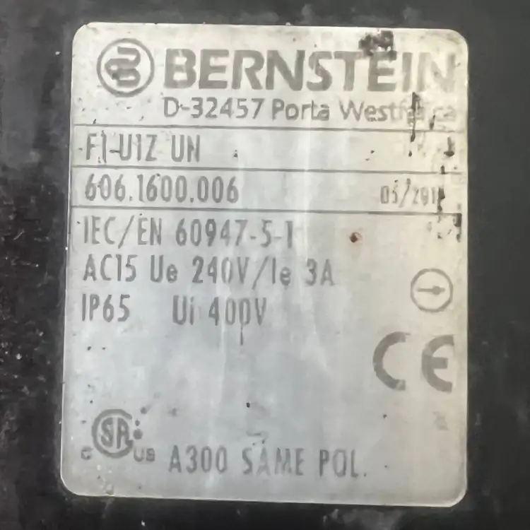 Bernstein-606.1600.006-F1U1Z-UN-Przełącznik-nożny-AC15-240V-5