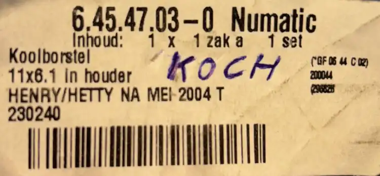 Numatic-11x6.1-6.45.47.030-64547030-Szczotki-węglowe-3