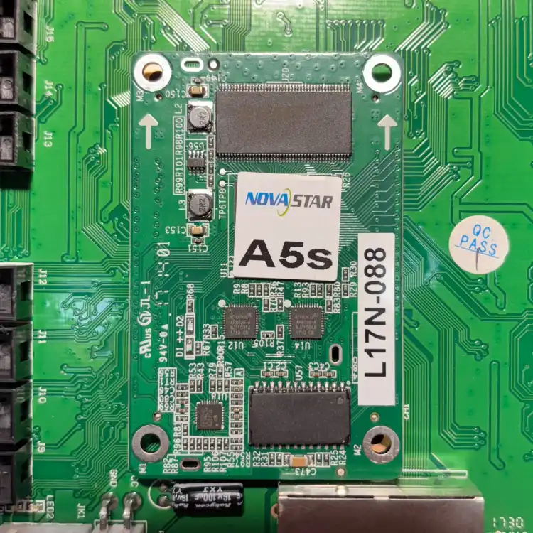 Novastar-A5S-Karta-odbiorcza-plus-Mini-LED-6