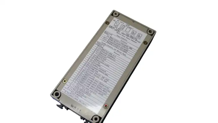 Yaskawa-JUSP0P02A2-Servopack-Panel-operatorski-2