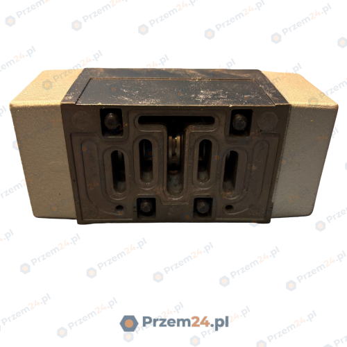 BEECH-QUB-24263-6123-16-Zawór-pneumatyczny-2