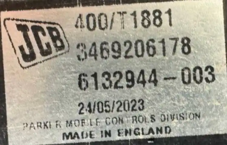 JCB-400-T1881-(Parker-3469206178)-Rozdzielacz-hydrauliczny-do-JCB-540-180R
