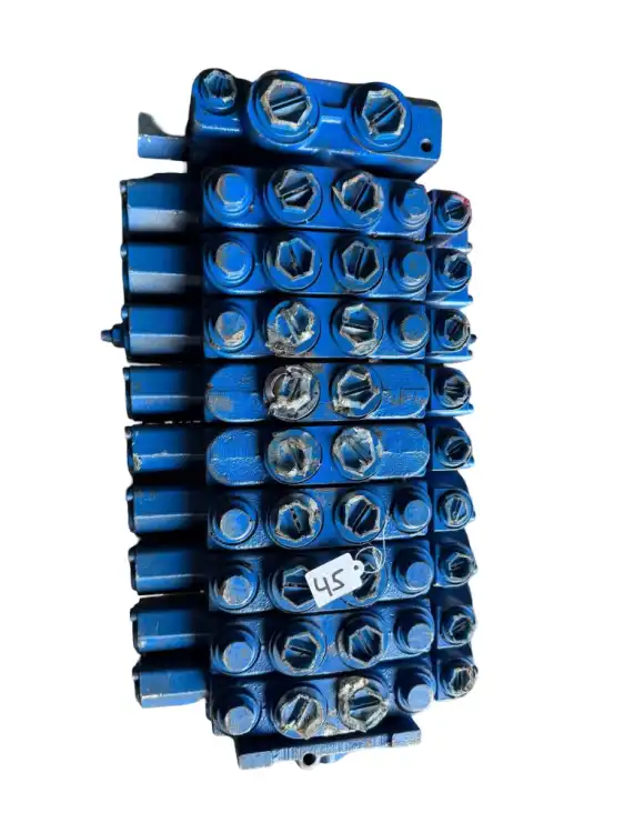 Rexroth-R908407309-A-(JCB-334-V6000)-Rozdzielacz-hydrauliczny-do-JCB-65R-1