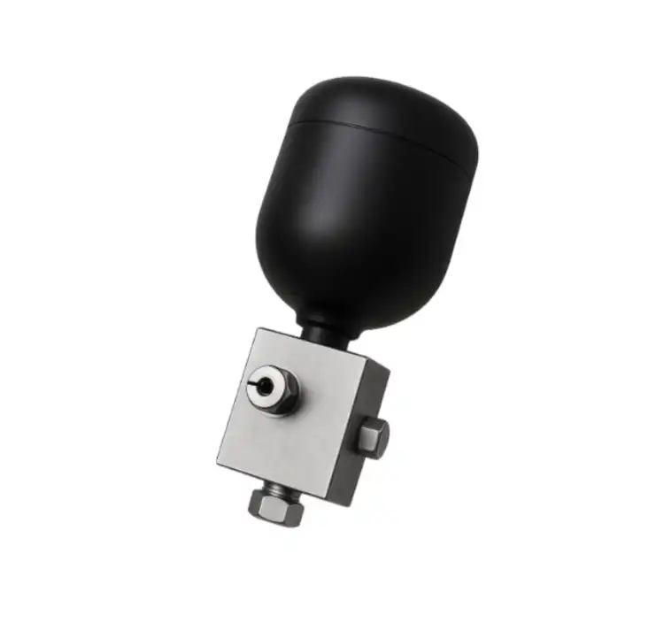 Flutec-234646-(Manitou-248404,-234646,-602643)-Hydroakumulator-z-Zaworem-do-Manitou