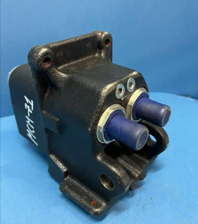 Danfoss-11177787-(Danfoss-11177758)-Zawór-hamulcowy-do-John-Deere-6