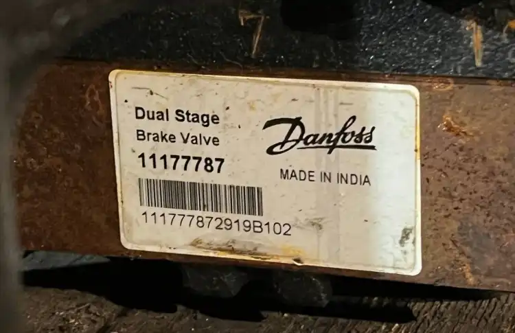 Danfoss-11177787-(Danfoss-11177758)-Zawór-hamulcowy-do-John-Deere-8