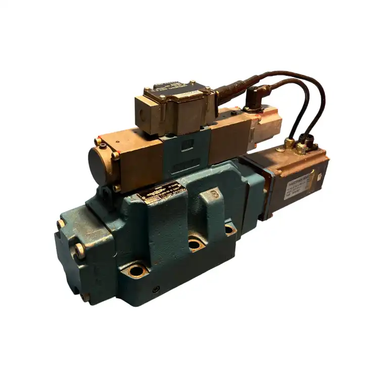 Rexroth-4WRTE-25-Q2-350P-31-6BG24K31-MR-00957395-Zawór-rozdzielający-3