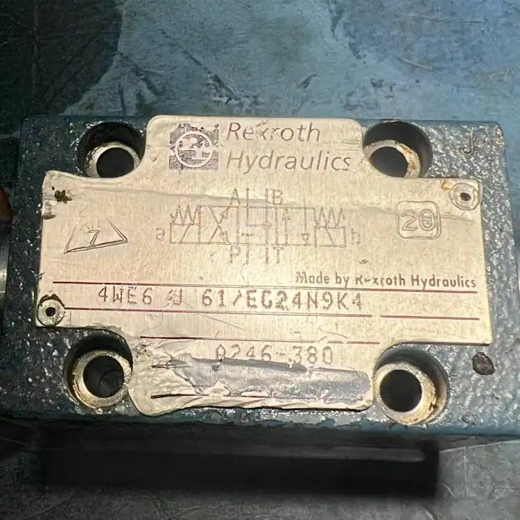 Rexroth-4WE6-J-61-EG24N9K4-(Rexroth-R900561288)-Zawór-hydrauliczny-2