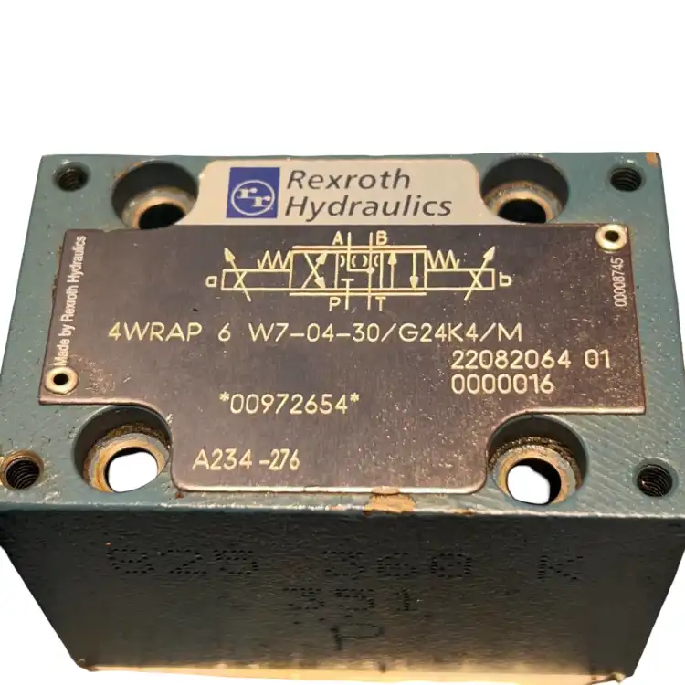Rexroth-4WRAP-6-W7-04-30-G24K4-M-(Rexroth-R900972654)-Zawór-hydrauliczny-2