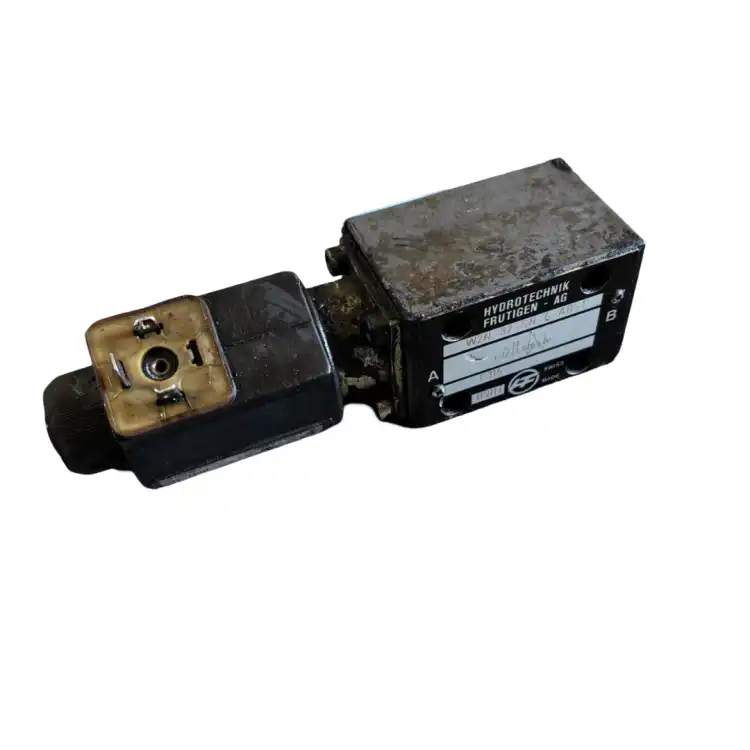 Hydrotechnik-W2N-32-SN-6-AB-1-Bucher-XF050RH-LHD-Zawór-z-cewką-3
