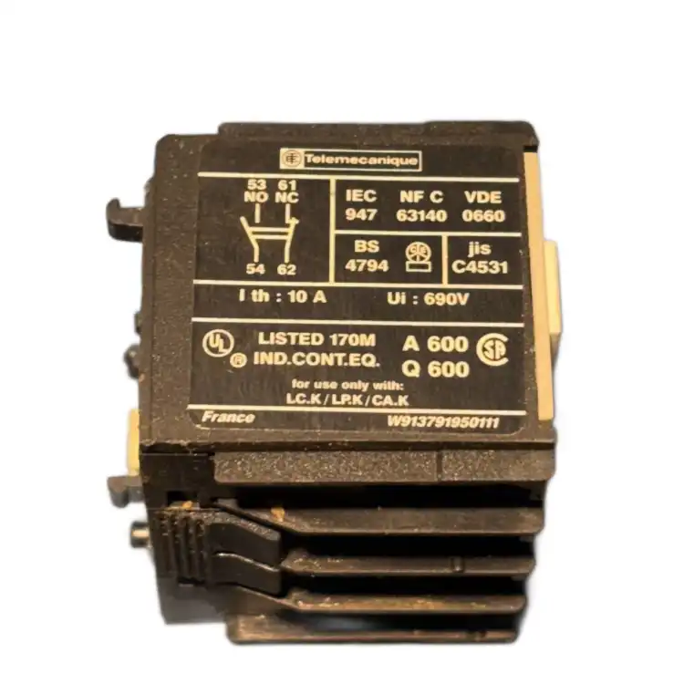 Telemecanique-LC1K0910-LA1KN20-Stycznik-z-blokiem-styków-3