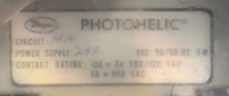 Dwyer-Photohelic-Series-3000-manometr-różnicowy-z-presostatem,-0–10-PSI-230V-HH-5