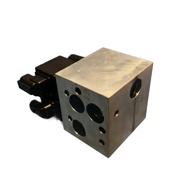 Rexroth-R978053975-(CNH-48080345-84597130)-Zawór-hamulca-Case-SR130-SR160-6