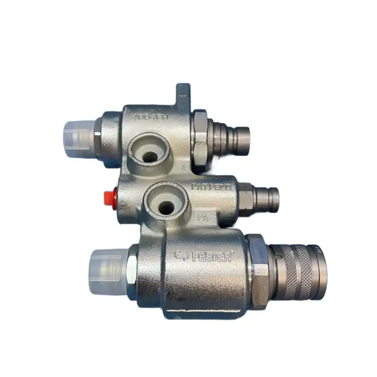 Bobcat-7246783-(CASE-47396759-4BD4FH)-Hydrauliczny-blok-szybkozłączy-4