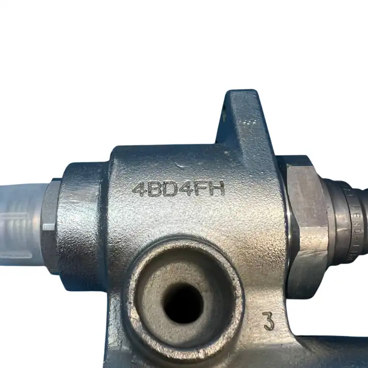 Bobcat-7246783-(CASE-47396759-4BD4FH)-Hydrauliczny-blok-szybkozłączy-5