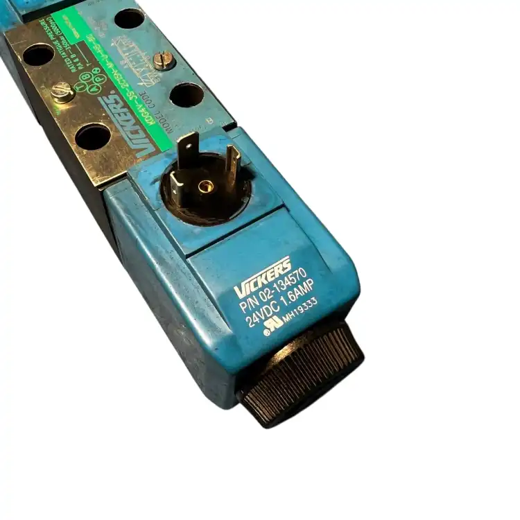 Vickers-KDG4V-3S-2C15N-M-U-H5-60-02-310275-Zawór-+-Vickers-02134570-cewka-4