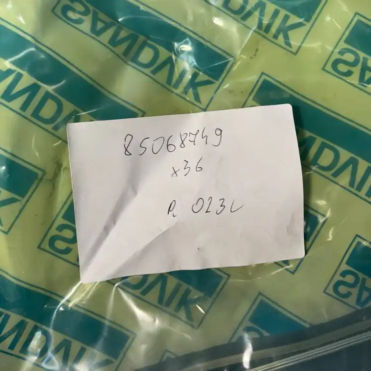 Sandvik-85068749-850-687-49-Podwójna-podkładka-Sandvik-(Zestaw-36-szt)-3