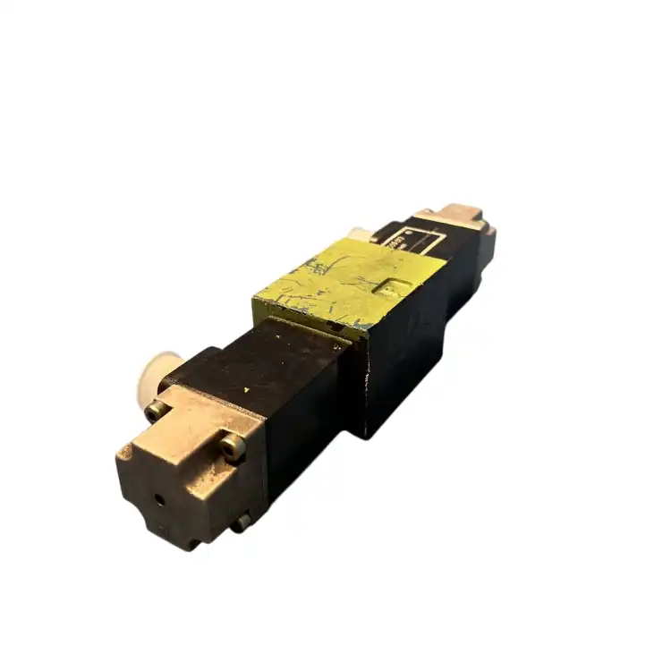 Bosch-0-810-090-100-(Bosch-081WV06P1N101WS024-00A0)-Zawór-hydrauliczny-5