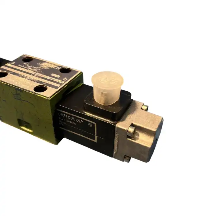 Bosch-0-810-090-100-(Bosch-081WV06P1N101WS024-00A0)-Zawór-hydrauliczny-6