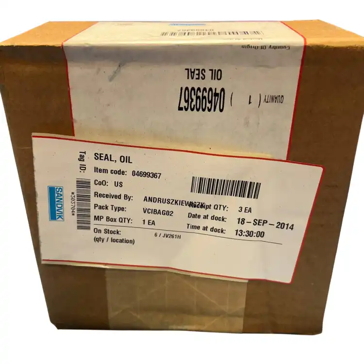 Sandvik-046-993-67-04699367-(NATIONAL-456967V)-Uszczelniacz-olejowy-2