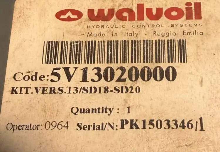 Walvoil-KIT.VERS.13-SD18-SD20-5V13020000-Zestaw-konsoli-dźwigni-4