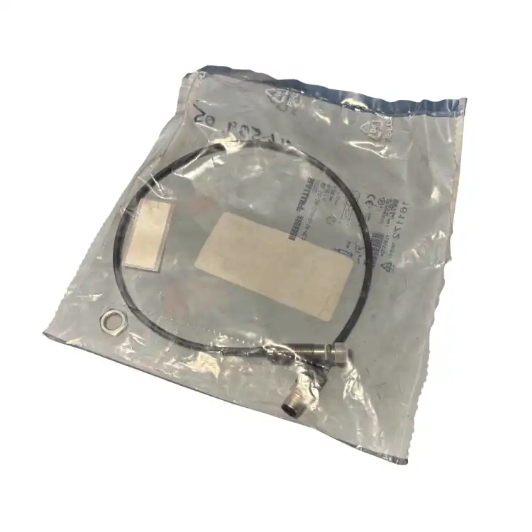 Palfinger-B5-013374-Balluff-BHS002L-Czujnik-indukcyjny-2